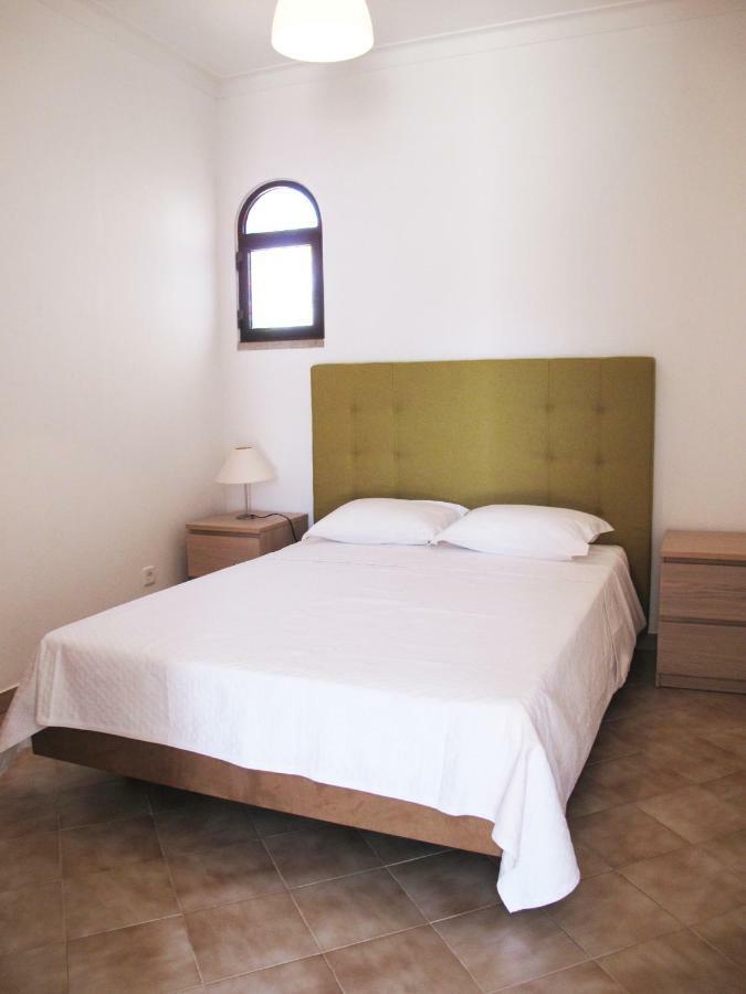 Apartamentos Pinto Quarteira Exterior photo